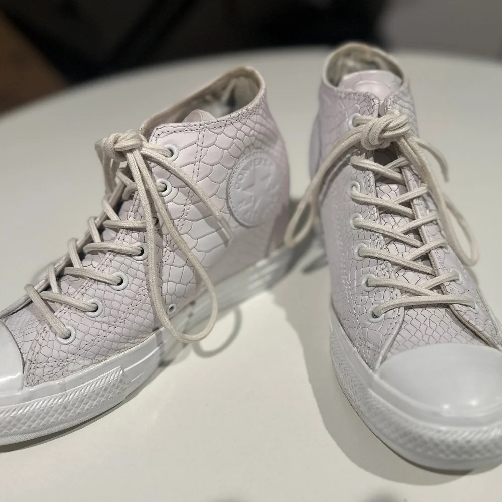 Converse Chuck Taylor Lux Mid Hidden Wedge White Python Leather Women's 8 - Picture 4 of 11